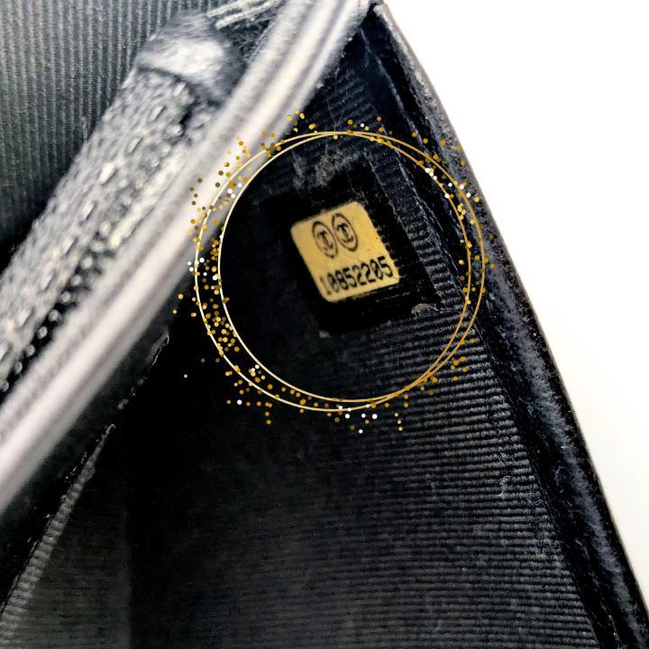 CHANEL＊シャネル＊財布＊ラムスキン＊マトラッセ＊ミディアム＊フラップ