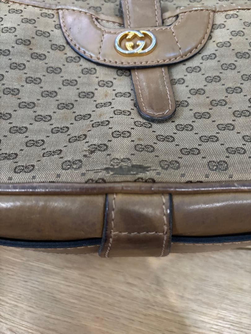 GUCCI グッチ　ショルダーバッグ
