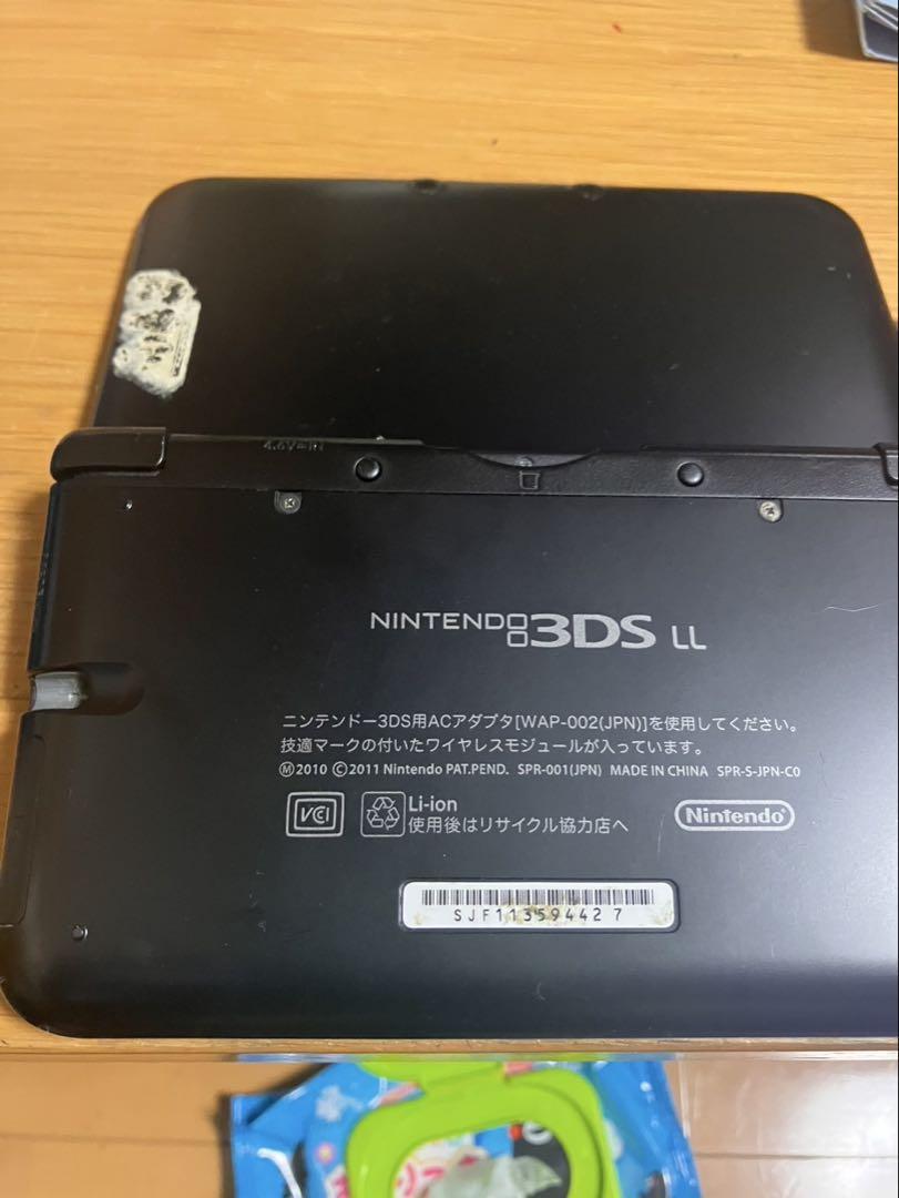 Nintendo 3DS LL 本体