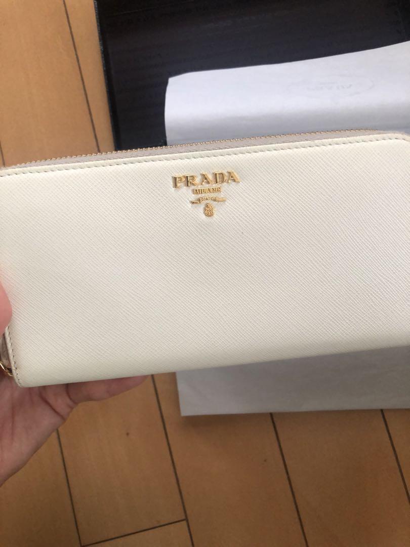 PRADA プラダ 長財布