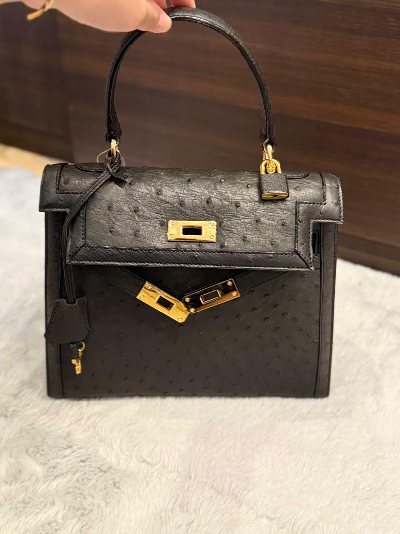 美品✨ オーストリッチ レザーハンドバッグ ブラックカデナ