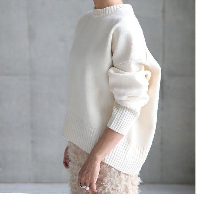 SHE Tokyo Alma off white ニット SHE Tokyo Alma off white ニット