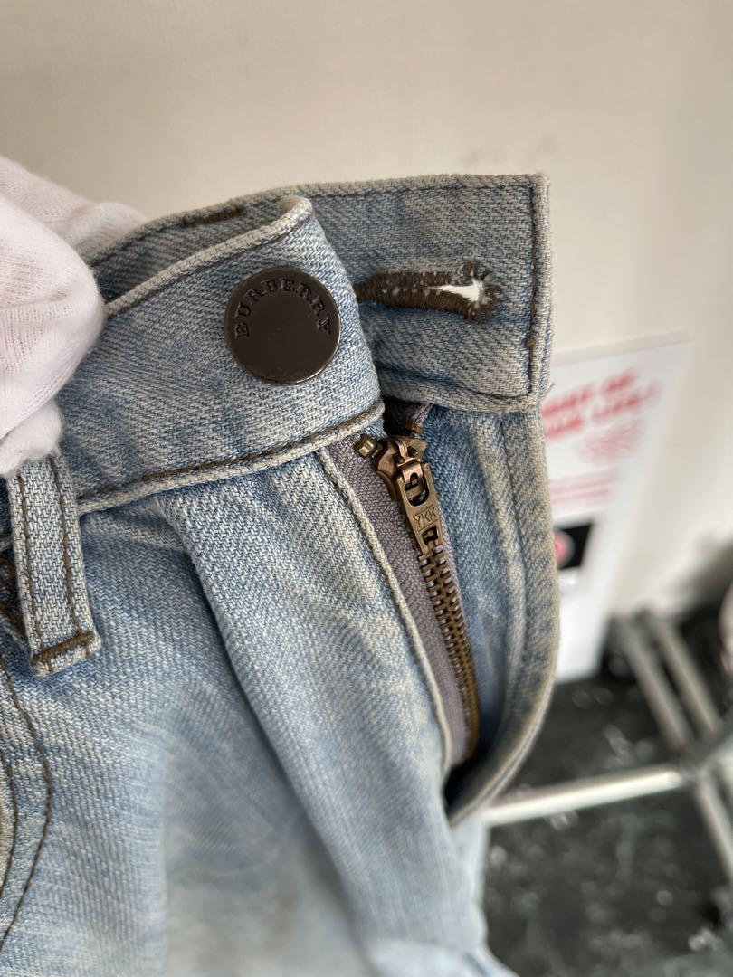 BURBERRY LONDON バーバリーロンドン デニムパンツ　ジーンズ　33