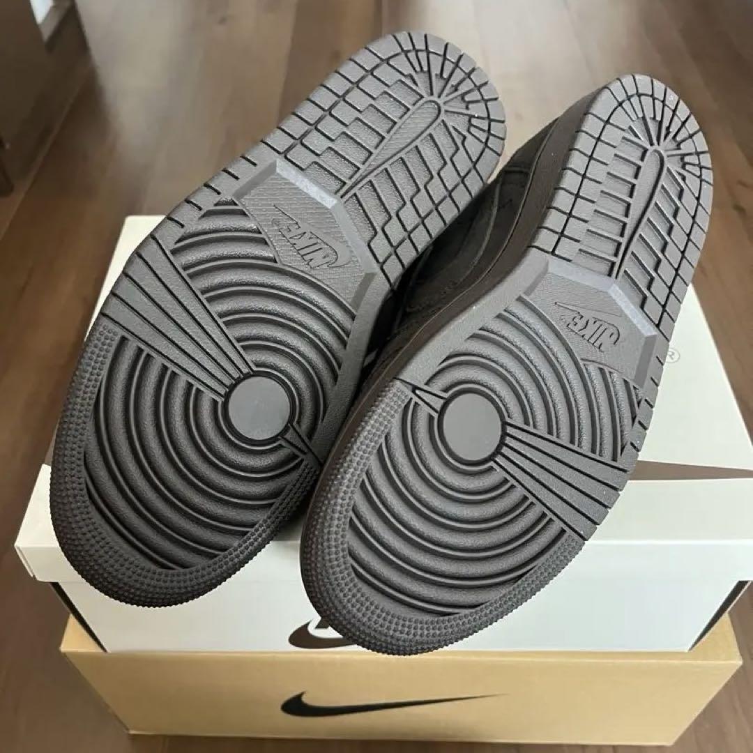 TRAVIS SCOTT × AIR JORDAN 1 LOW OG SP