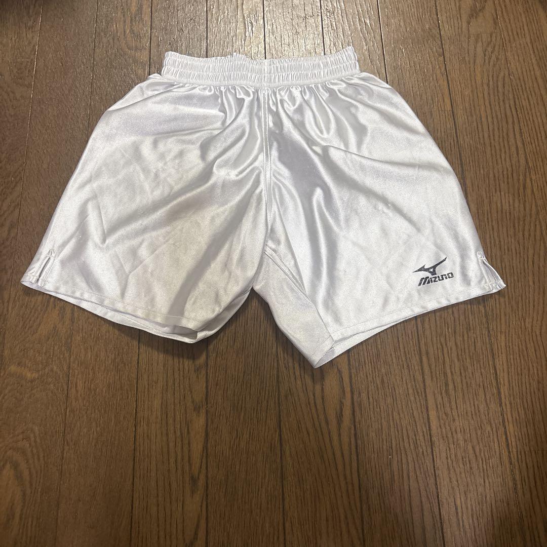 Mizuno ホワイト ショートパンツ - メルカリ