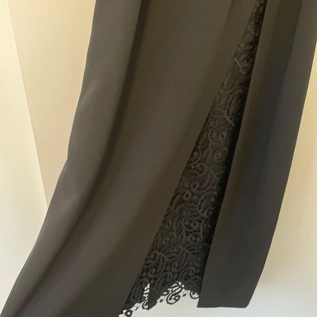 【新品未使用品】リリーブラウン ビジューバックルベルトワンピース