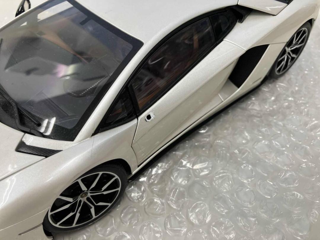 自動車 AUTOart Lamborghini Aventador S 1:18