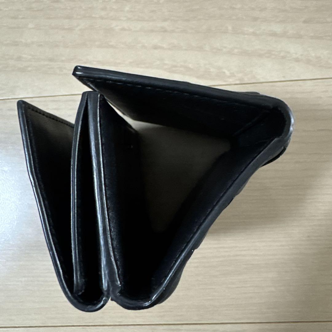 BOTTEGA VENETA ブラックレザー三つ折り財布