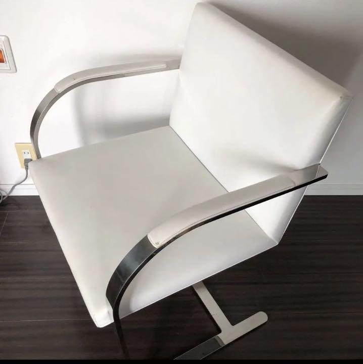 ブルーノチェア【knoll】ホワイト  ミース・ファン・デル・ローエ