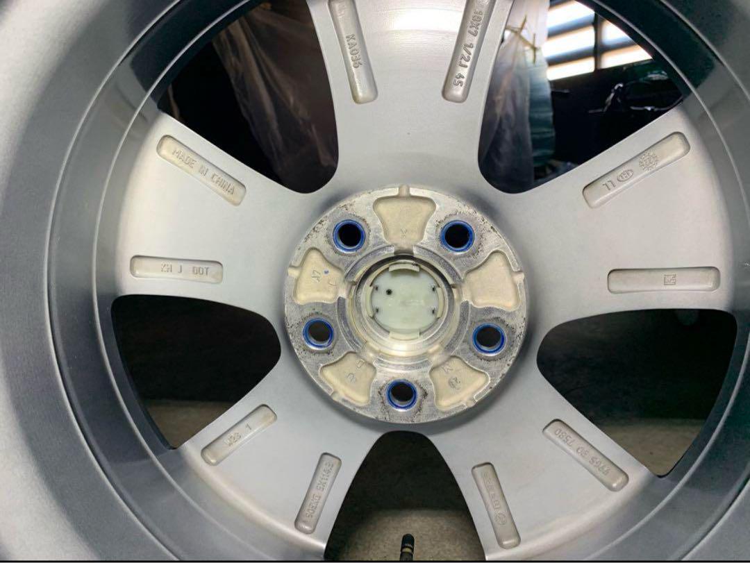 ヨコハマ アイスガードG075 18インチ スタッドレス