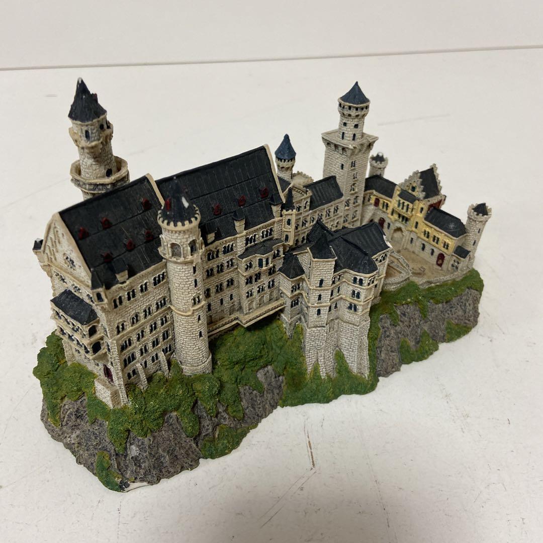 ★中古品★ノイシュバンシュタイン城のミニチュアオブジェ  ダンバリーミント社製