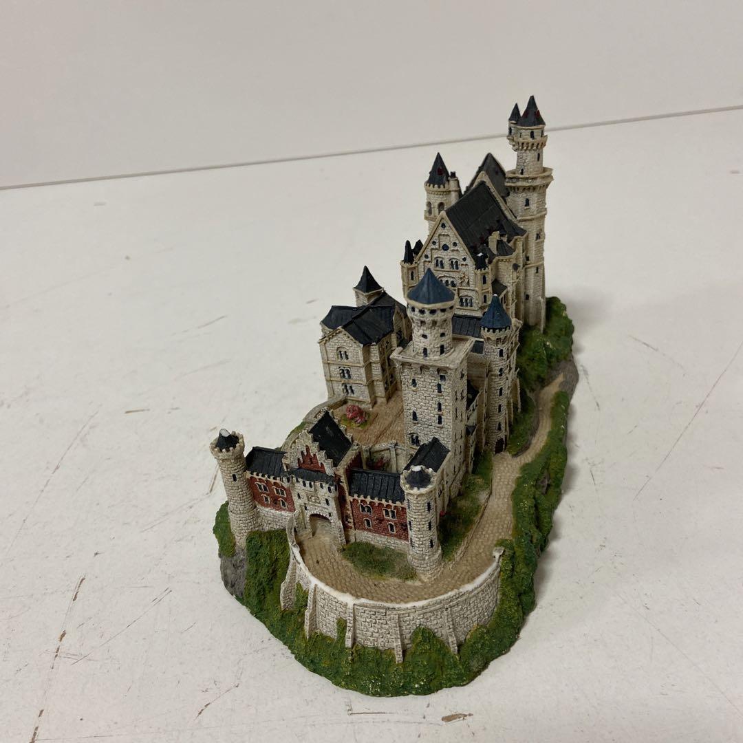 ★中古品★ノイシュバンシュタイン城のミニチュアオブジェ  ダンバリーミント社製