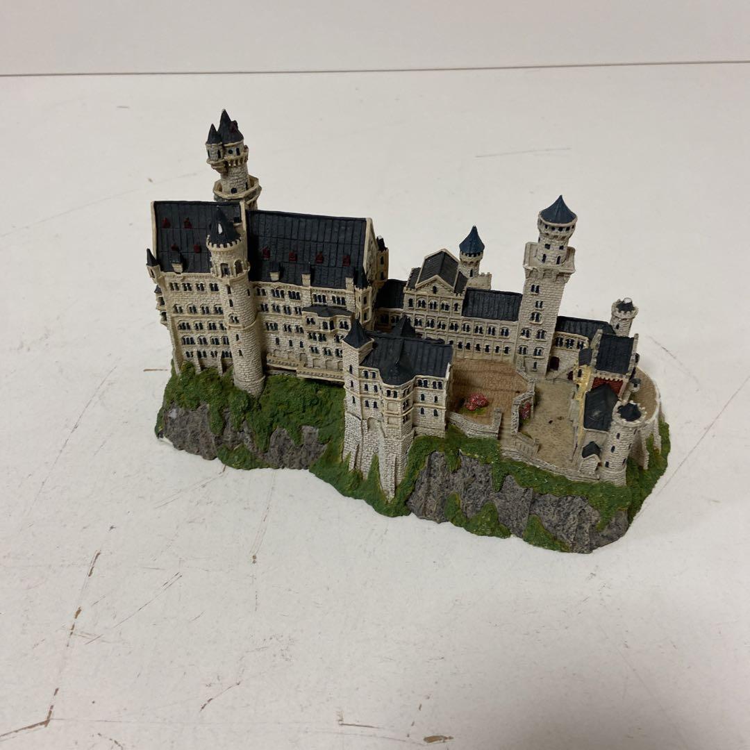 ★中古品★ノイシュバンシュタイン城のミニチュアオブジェ  ダンバリーミント社製