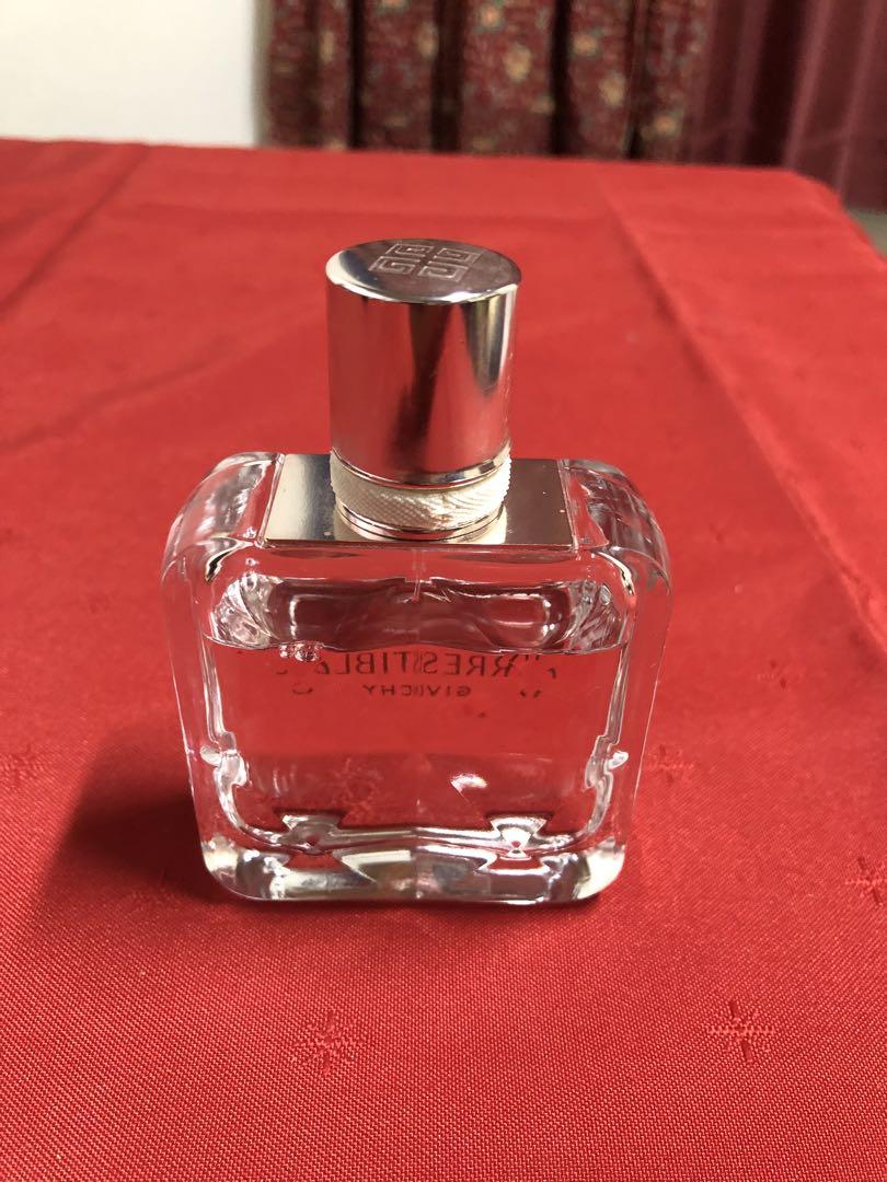 GIVENCHY IRRESISTIBLE 香水 オーデトワレ 50ml