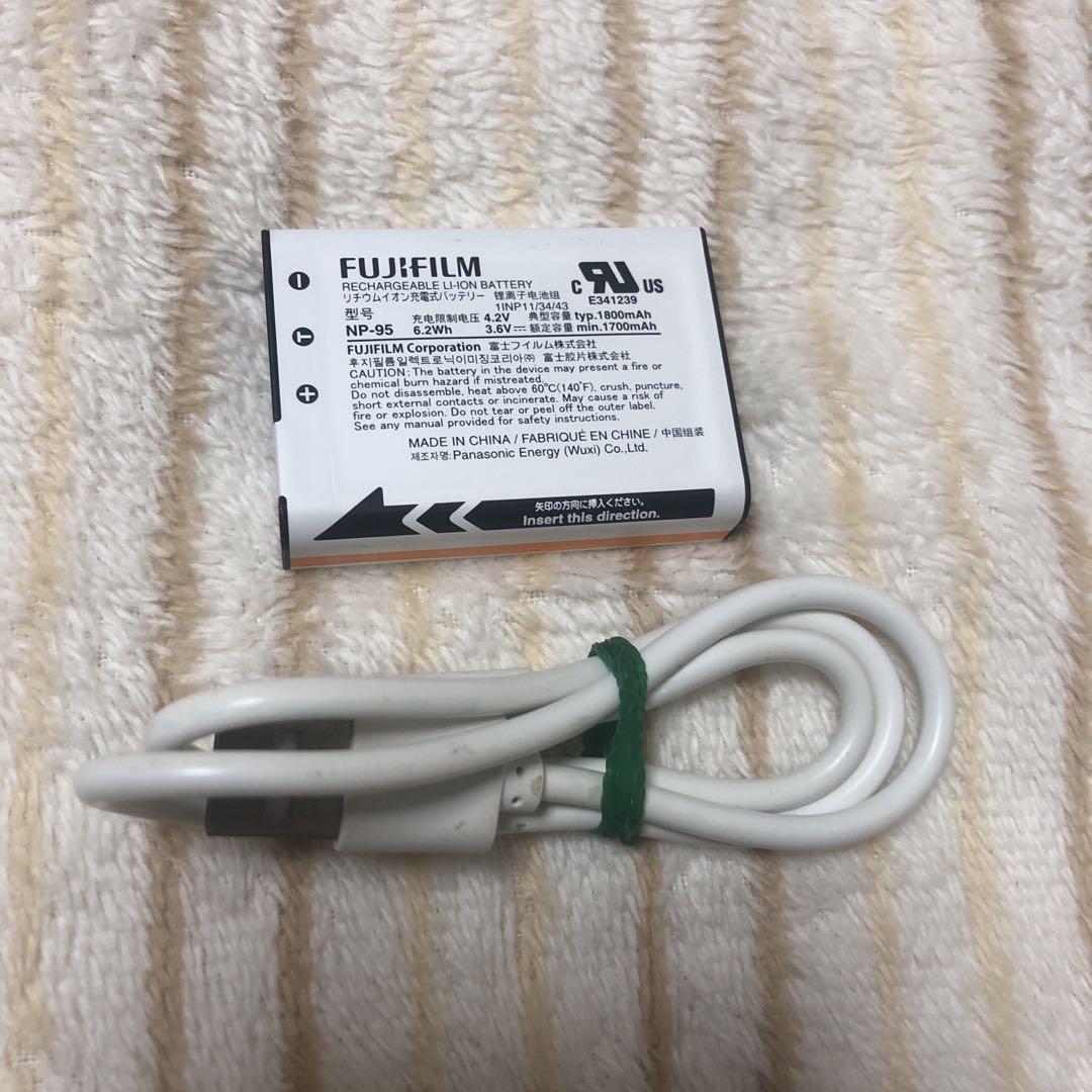 単焦点￼コンデジ￼FUJIFILM