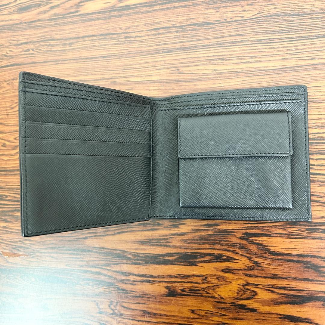 【未使用】アーペーセー 二つ折り財布 薄型財布 A.P.C.