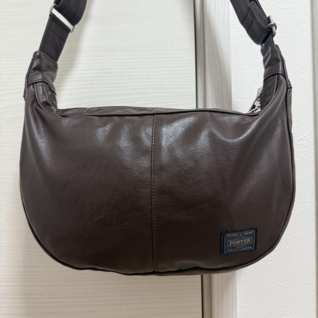 ポーター PORTER フリースタイル ショルダーバッグ 三日月 ブラウン