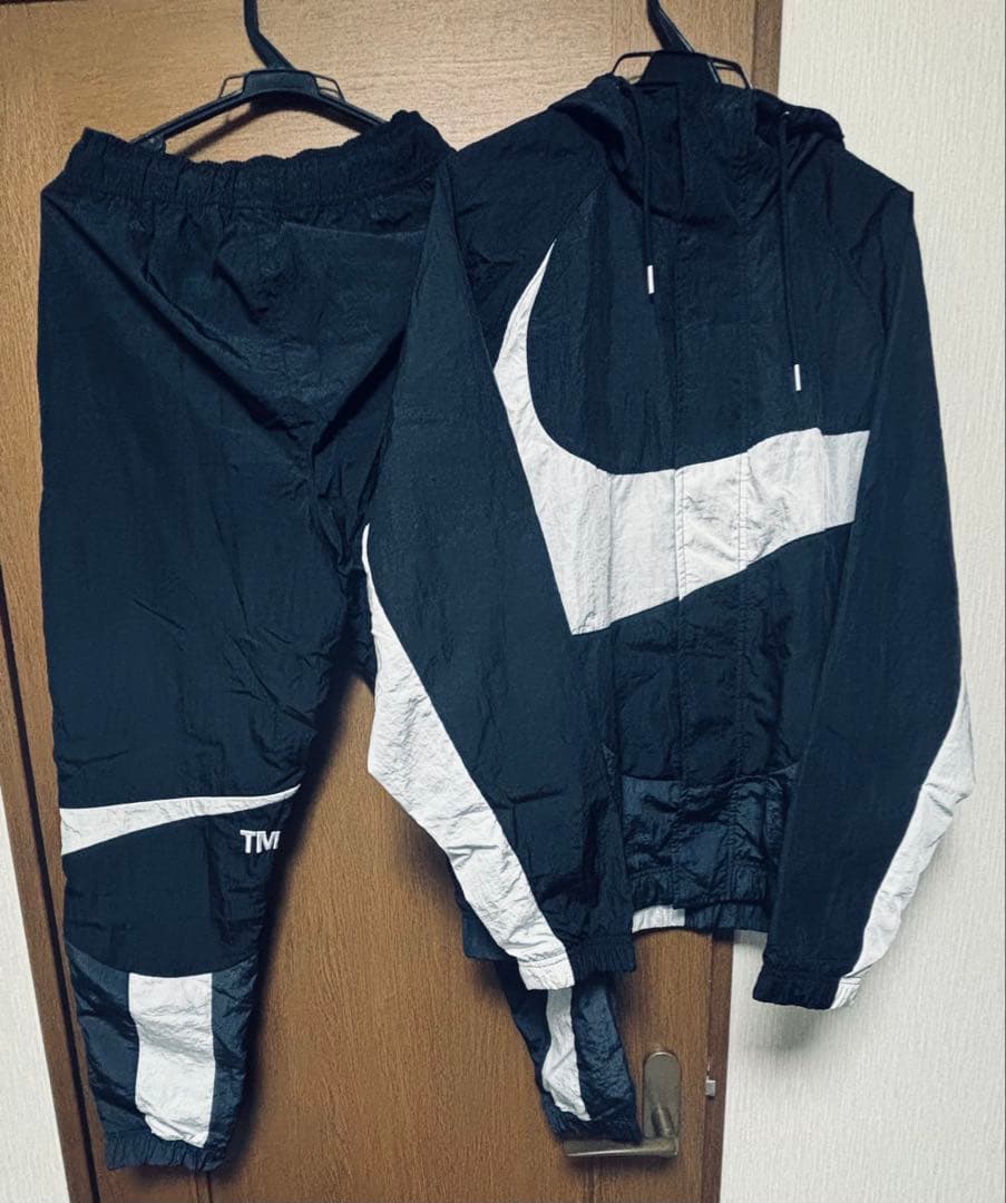 NIKE ビッグ スウッシュ ウーブン セットアップ ビッグロゴ ナイロン 上下 NIKE ビッグ スウッシュ ウーブン セットアップ ビッグロゴ ナイロン 上下