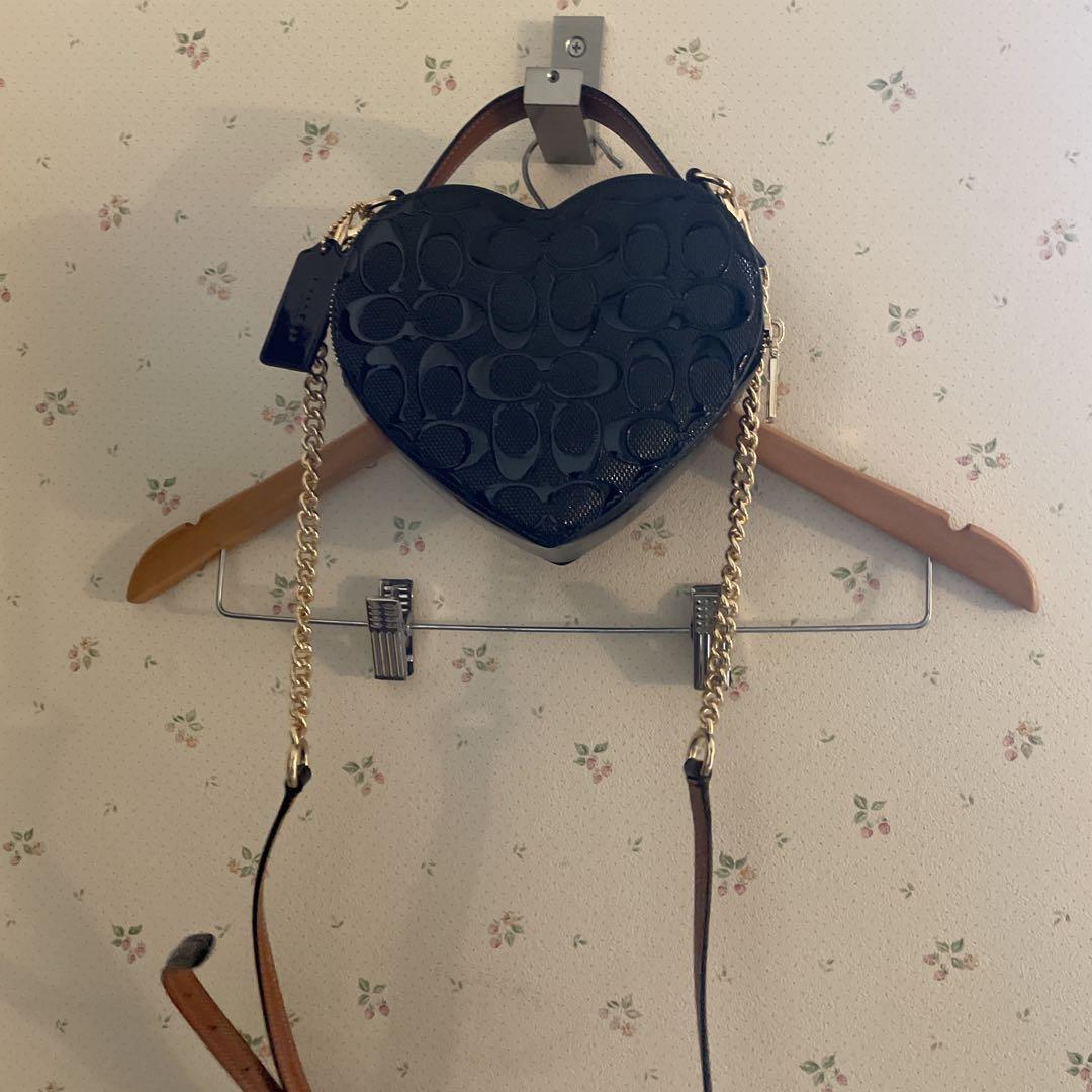 COACH ハート型バッグ ブラック