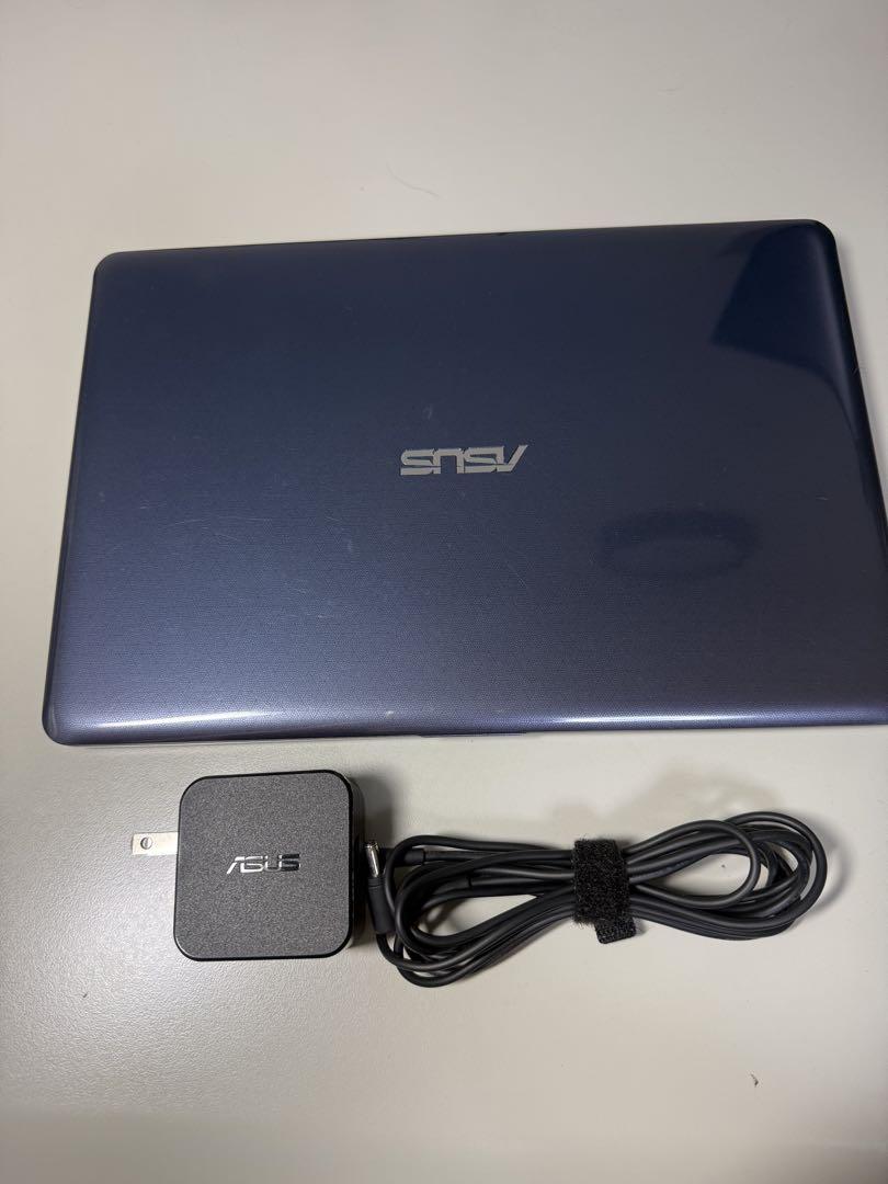 ASUS ノートパソコン E203NA