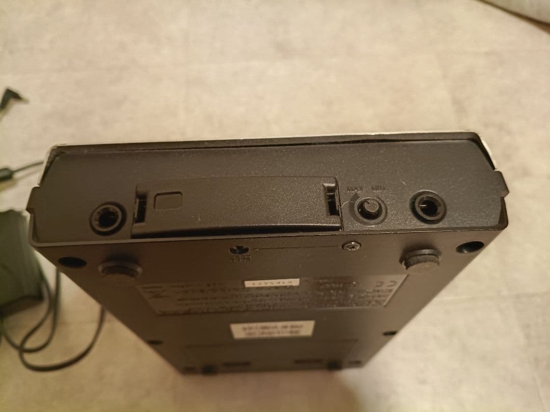 Roland SP-404SX サンプラー Roland SP-404SX サンプラー