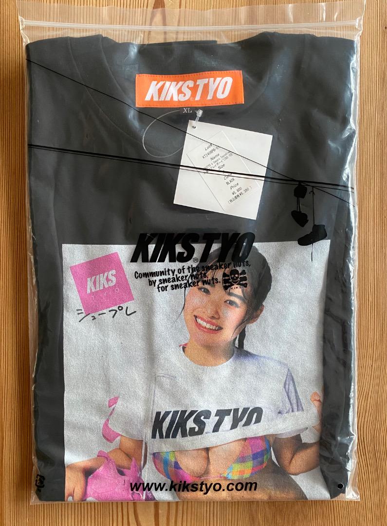KIKSTYO x 豊島心桜 週刊プレイボーイ Tシャツ 新品 週刊プレイボーイ KIKSTYO 豊島心桜 Tシャツ XL 黒 NIKE