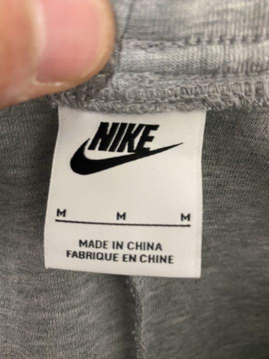 人気 NIKE テックフリース グレー その他 人気 NIKE テックフリース グレー その他