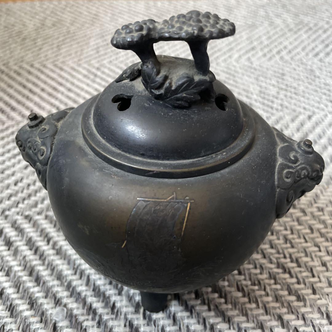 金属製 香炉 花形蓋 雲模様