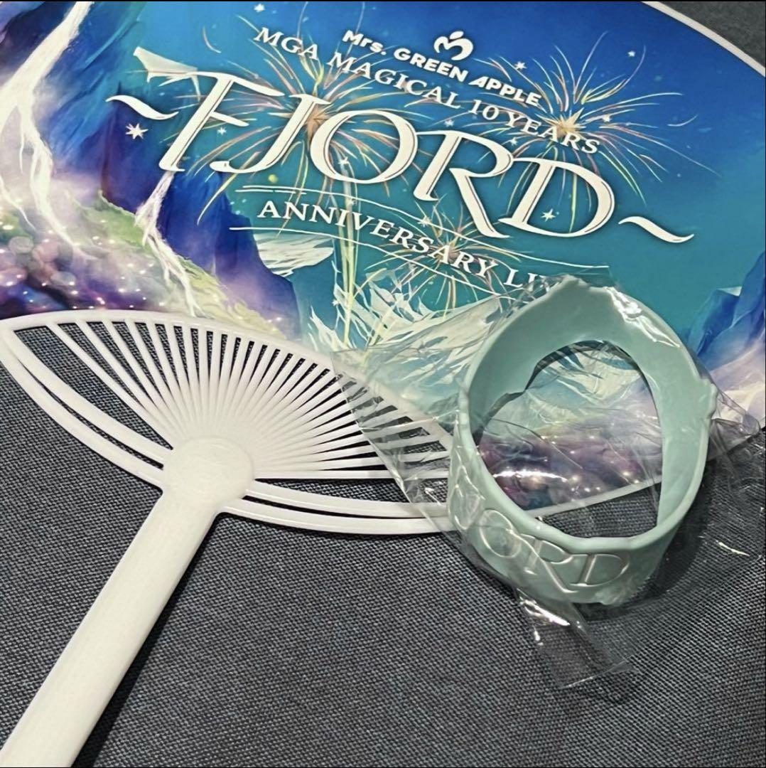 FJORD Mrs. GREEN APPLE ライブ来場者ノベルティ 特典グッズ Mrs GREEN APPLE FJORD ラバーバンド うちわ ノベルティ 特典