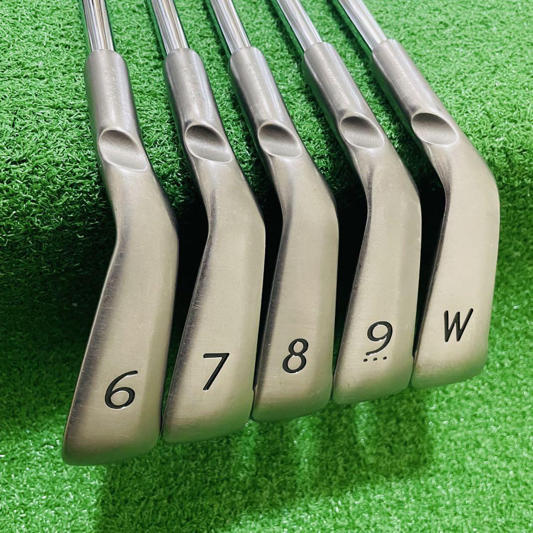 G25
