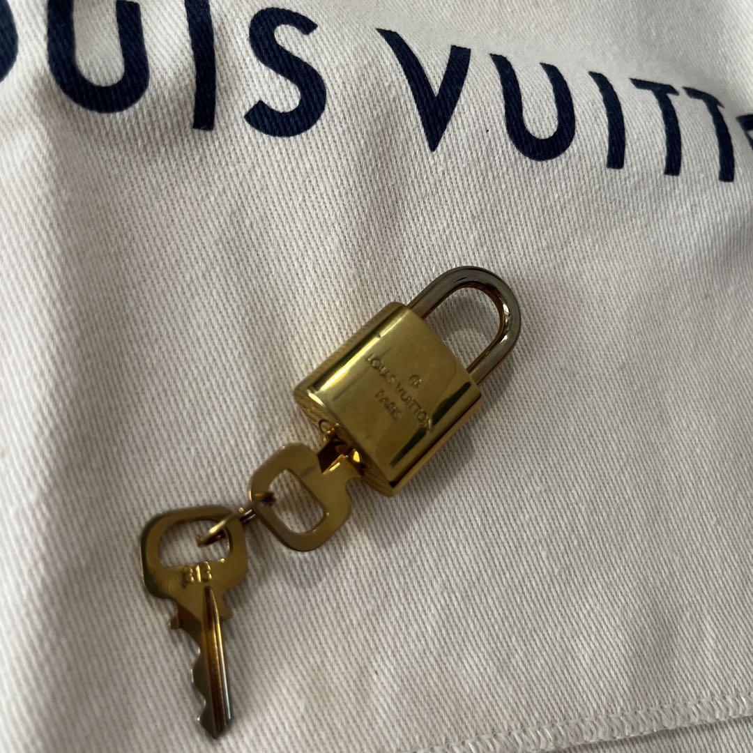 LOUIS VUITTON カデナ　巾着　保存袋