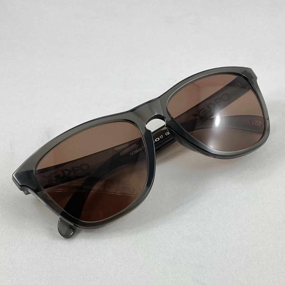 送料無料 百貨店 OAKLEYオークリー9245ダークブラウンFROGSKINSフロッグスキン74 セル、プラスチックフレーム