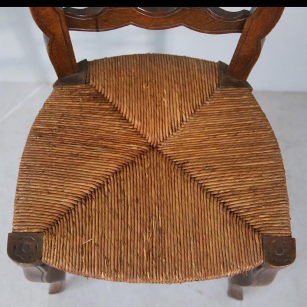 猫足ダイニングチェアー傷や汚れあり