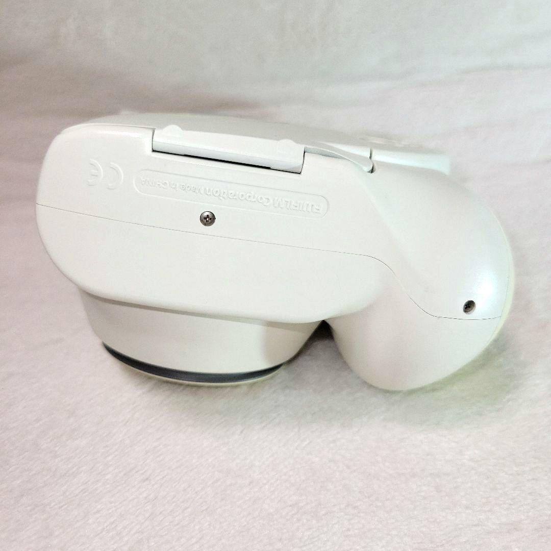富士フイルム チェキ Instax Mini 7S ホワイト　白色