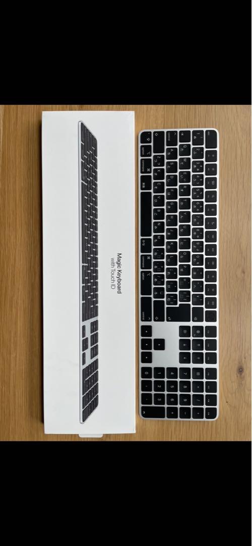 MacのためのMagic Keyboard（テンキー付き）シルバーを購入