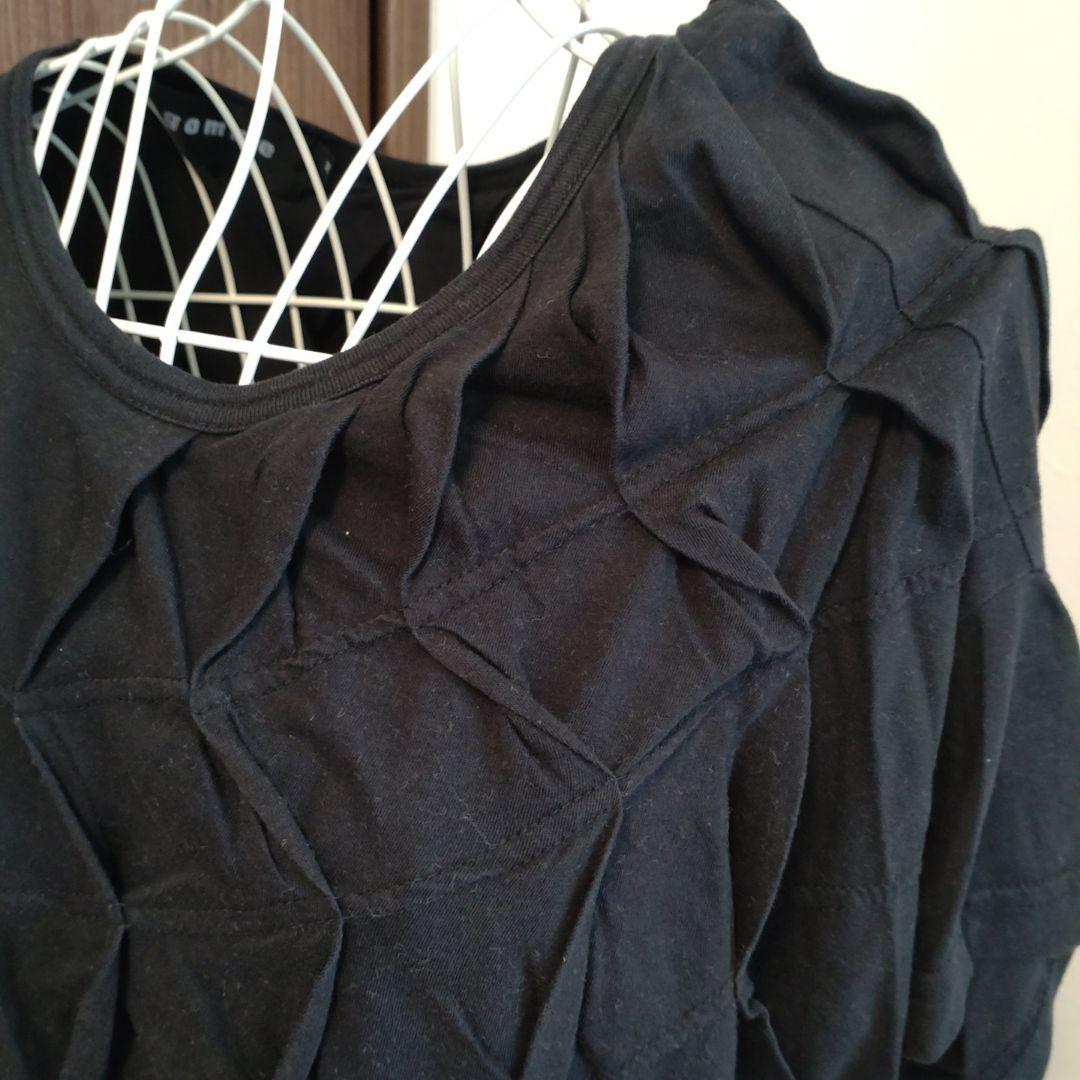 gomme 立体的なタックデザイン 半袖Tシャツ 黒