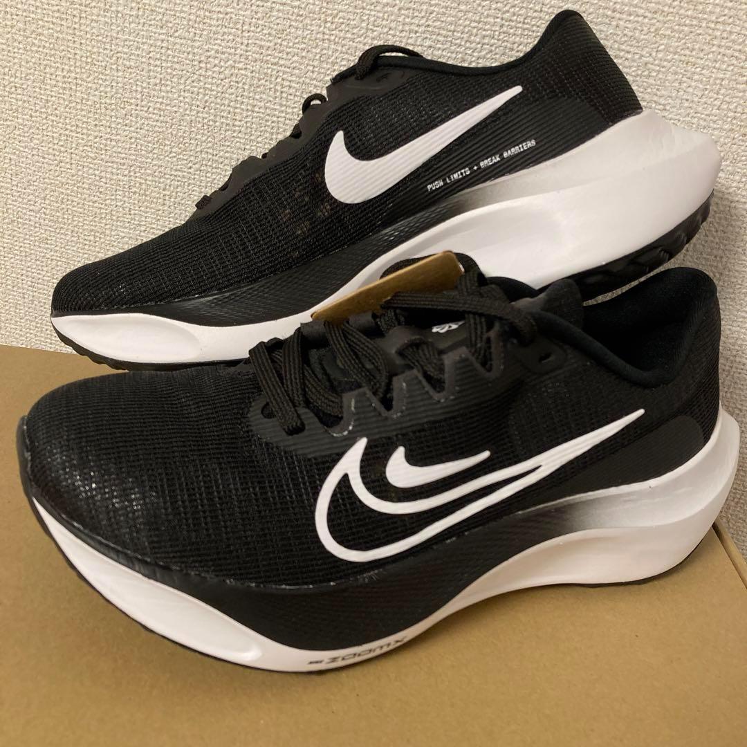 24cm NIKE WMNS ZOOM FLY 5 ナイキ ズームフライ5