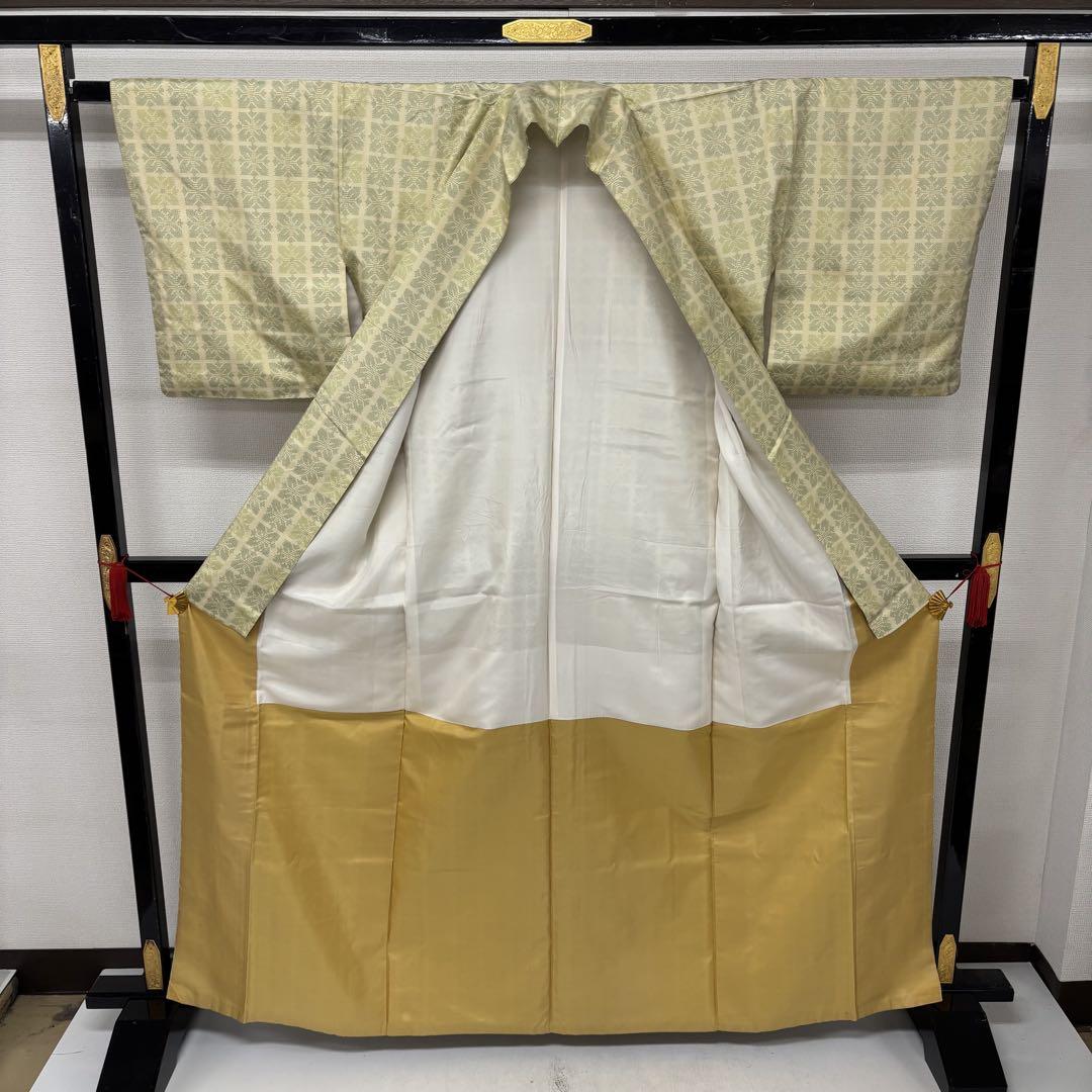 本場大島紬 美しい花の絣 正絹AK-6062 着物・浴衣