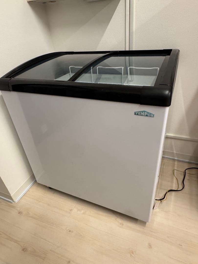 ✨最終値下げ✨大容量117L 冷凍ショーケース 冷凍庫