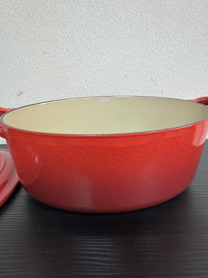 ルクルーゼ　ココット　オーバル　　23cm