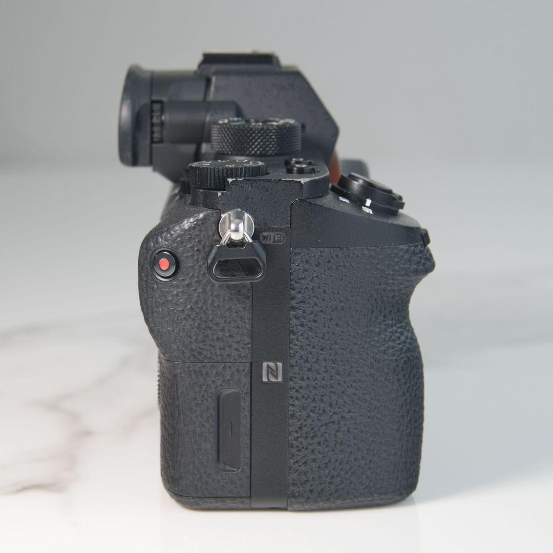 SONY α7RII α7R2 ILCE-7RM2 本体 +オマケ付き - メルカリ