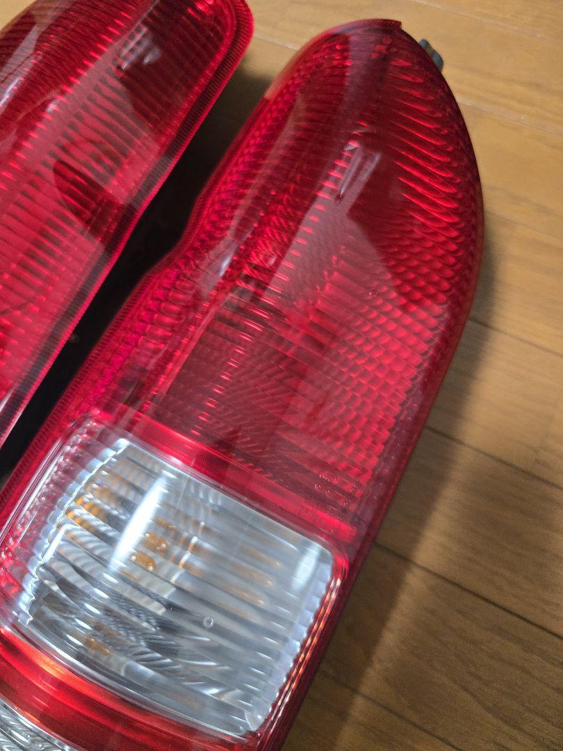 ハイエース 200系 テールライト トヨタ 純正