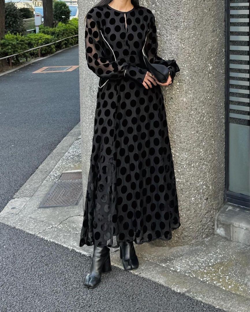 サイズ０クラネ　CLANE BIG DOT OPAL ONEPIECE BLACK