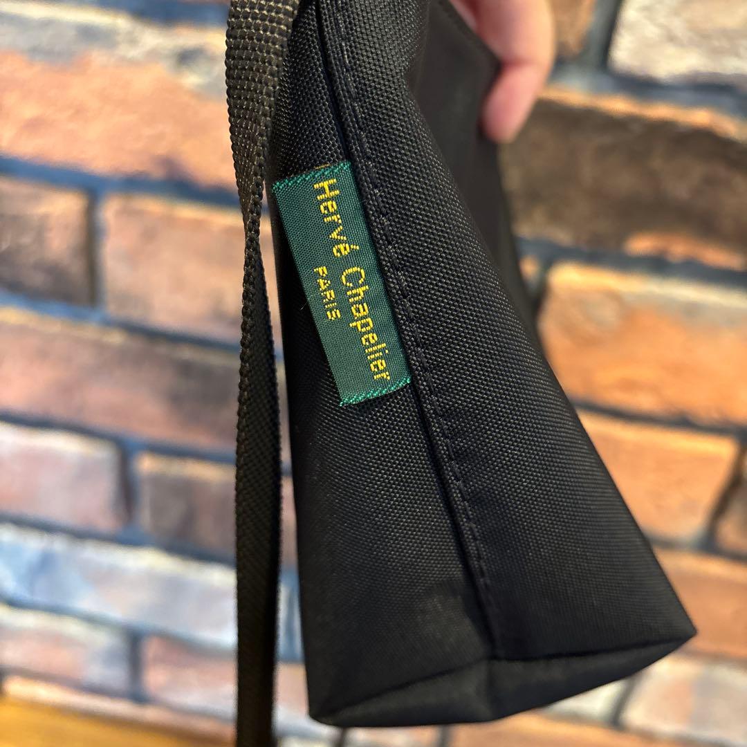 エルベシャプリエ スクエアショルダーバッグ