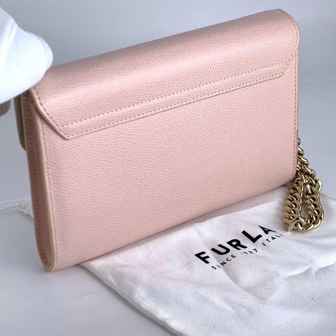 美品 フルラ 財布 ポーチ ポシェット ピンク チェーン 美品 フルラ 財布 ポーチ ポシェット ピンク チェーン