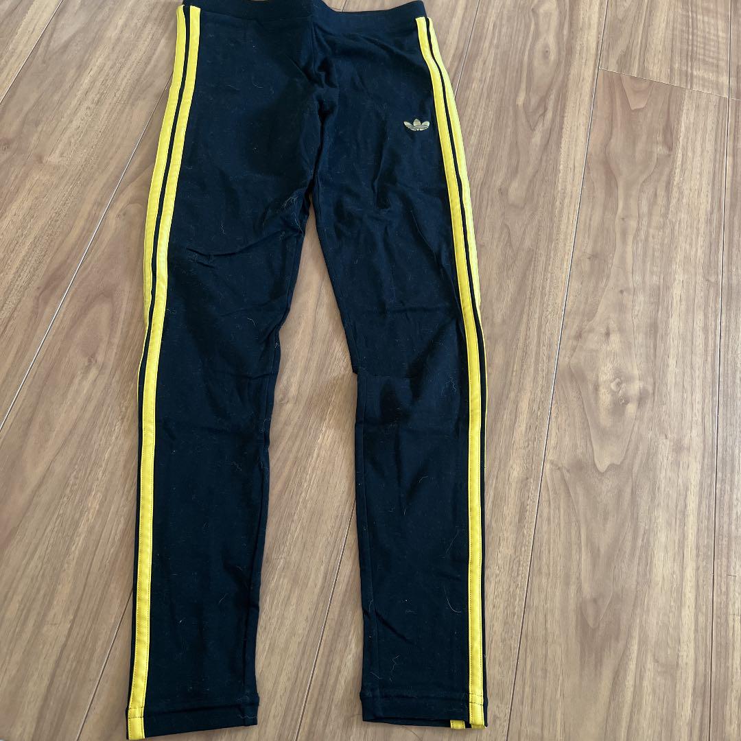 adidas アディダス