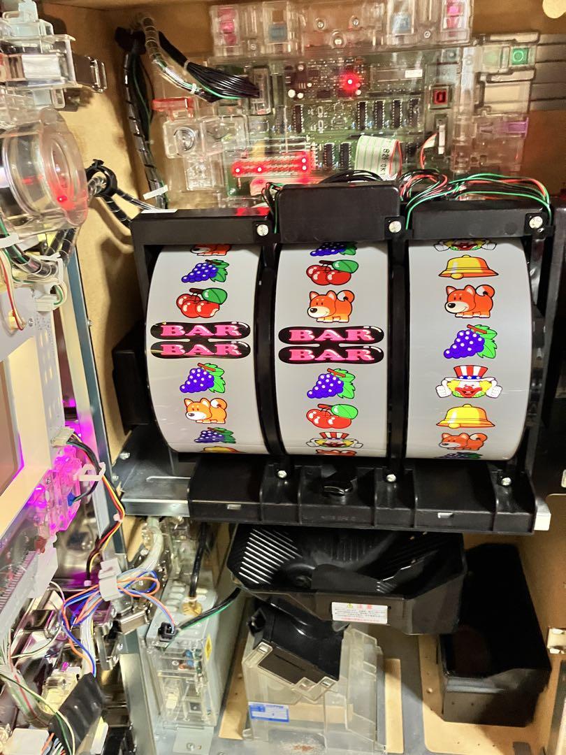 パチスロ実機　ファンキージャグラー　コイン不要機