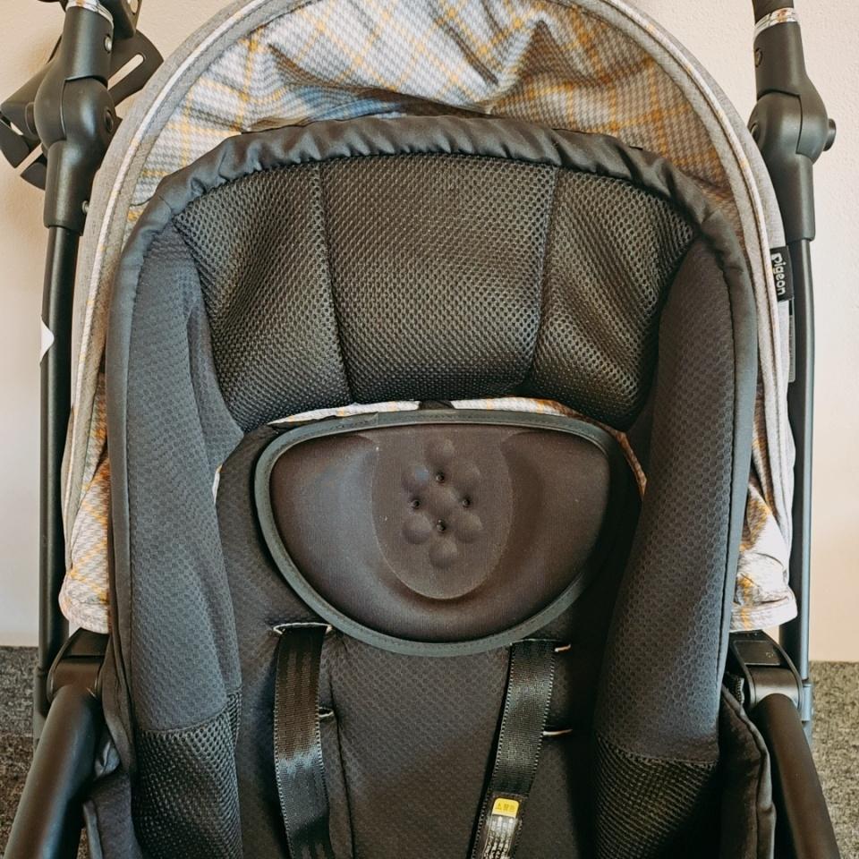 【美品】ピジョン　ランフィリノン　A型ベビーカー　RA9L