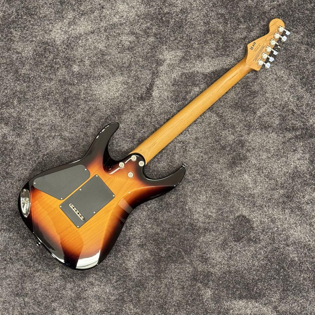 【室内使用のみ美品】Charvel Pro-Mod DK24 HH 2PT CM