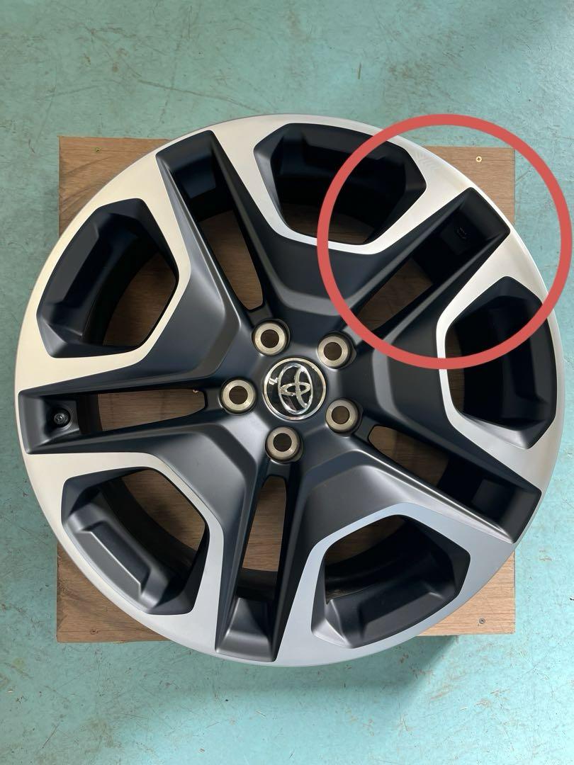 新車外し】トヨタRAV4アドベンチャー19インチホイール&タイ